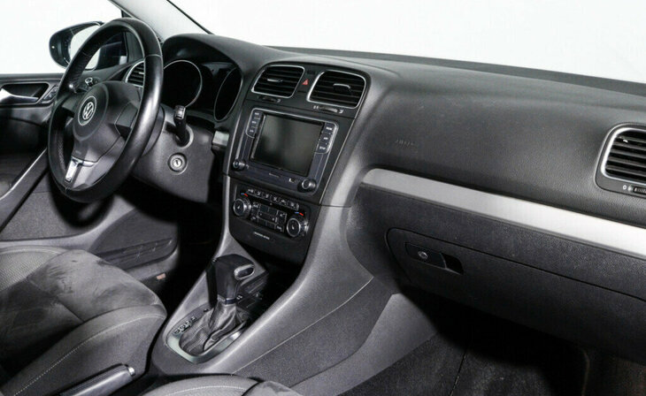 Volkswagen Golf - Фото 5