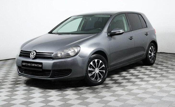 Volkswagen Golf - Фото 0