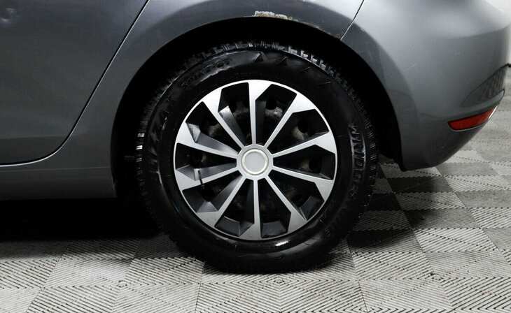 Volkswagen Golf - Фото 6