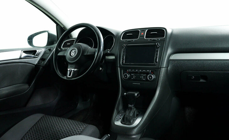 Volkswagen Golf - Фото 7