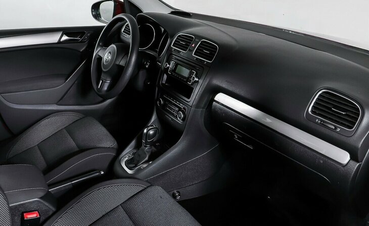 Volkswagen Golf - Фото 8