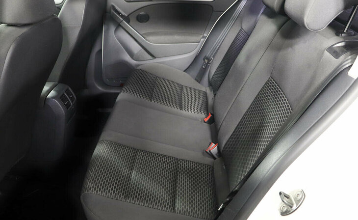 Volkswagen Golf - Фото 7