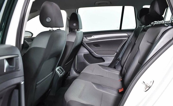 Volkswagen Golf - Фото 10