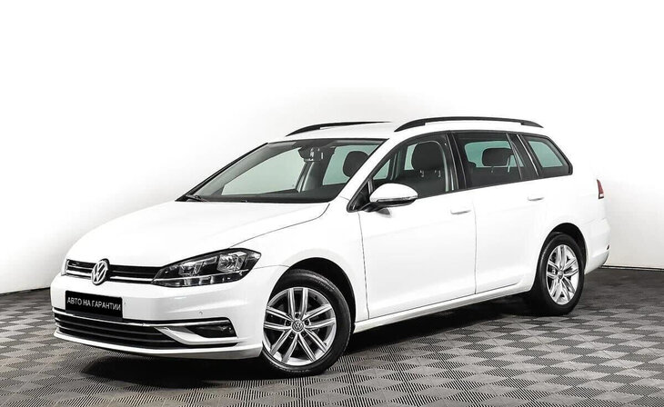 Volkswagen Golf - Фото 0