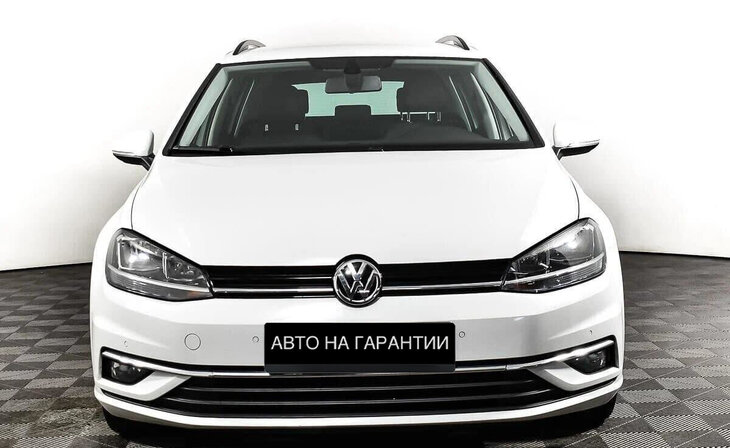 Volkswagen Golf - Фото 1