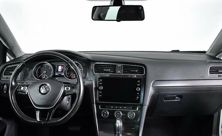 Volkswagen Golf - Фото 6