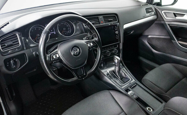 Volkswagen Golf - Фото 6