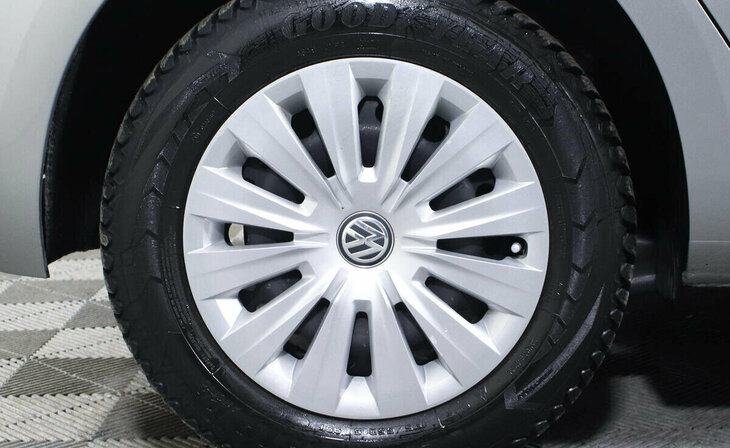 Volkswagen Golf - Фото 4