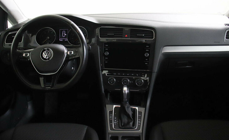 Volkswagen Golf - Фото 6