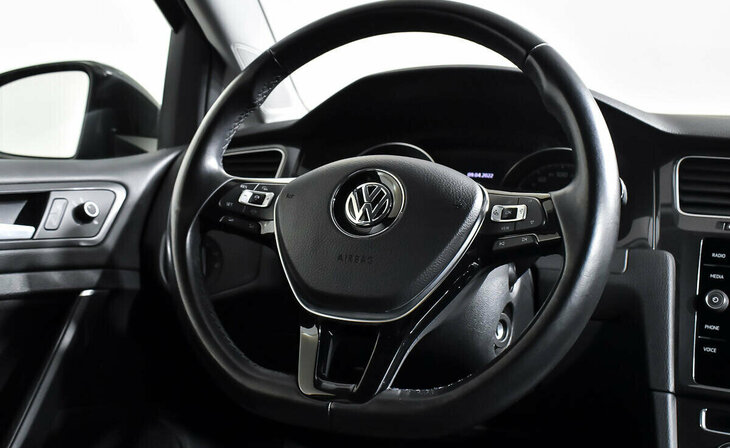 Volkswagen Golf - Фото 10