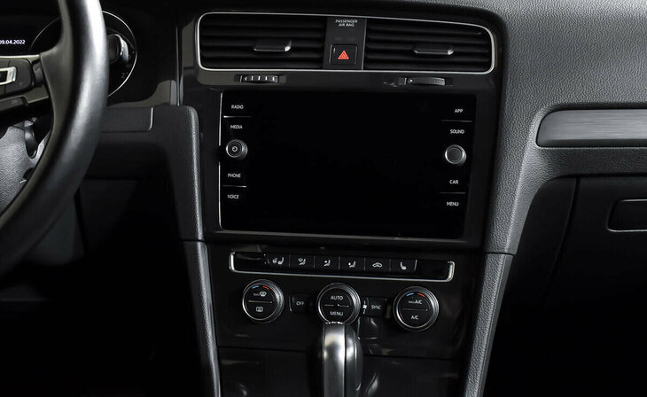 Volkswagen Golf - Фото 11