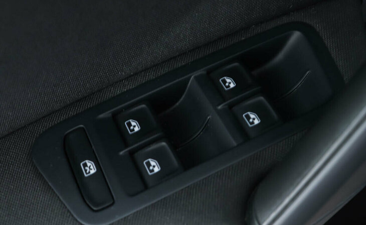 Volkswagen Golf - Фото 17