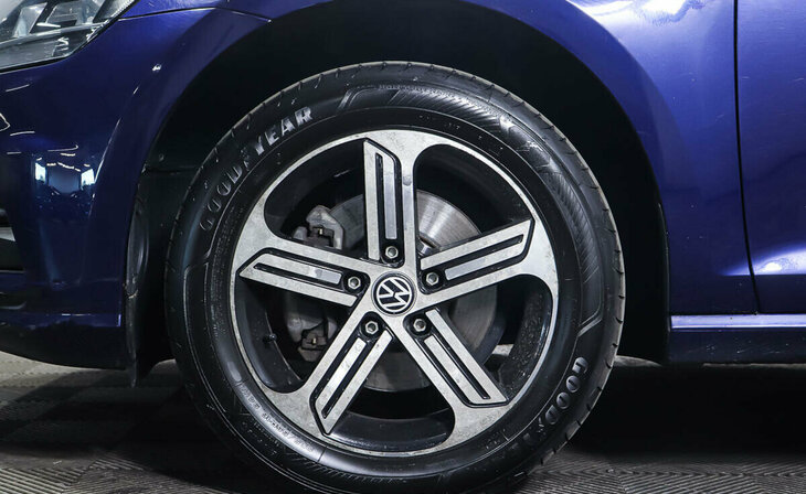 Volkswagen Golf - Фото 7