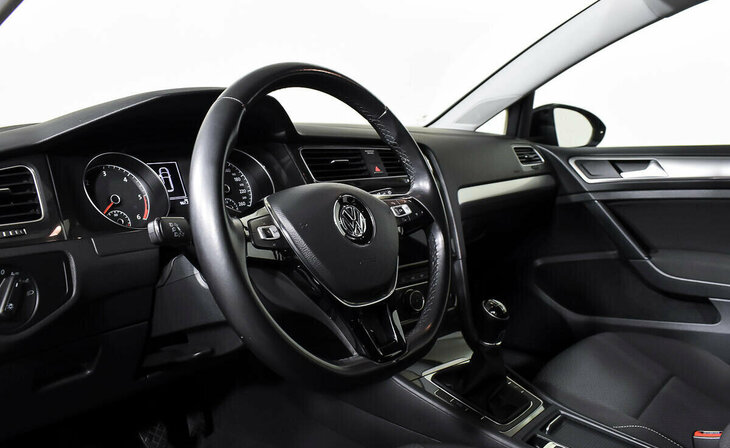 Volkswagen Golf - Фото 9