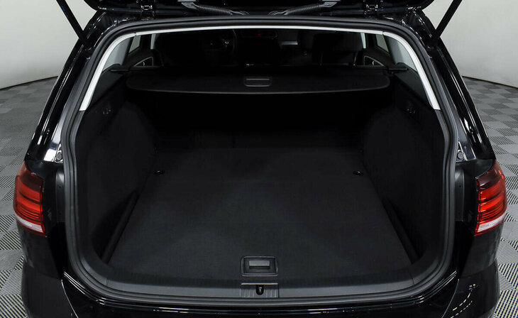 Volkswagen Golf - Фото 15