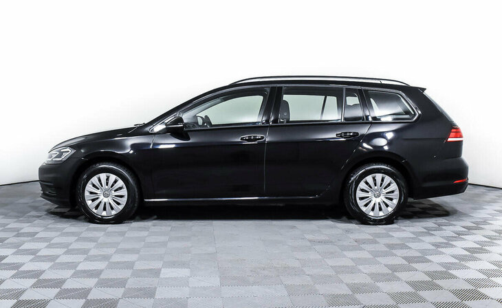 Volkswagen Golf - Фото 2