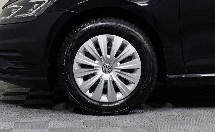 Volkswagen Golf - Фото 6