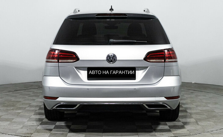 Volkswagen Golf - Фото 3