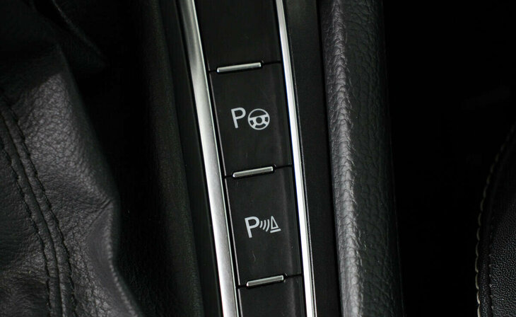 Volkswagen Golf - Фото 14