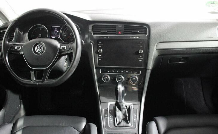 Volkswagen Golf - Фото 6