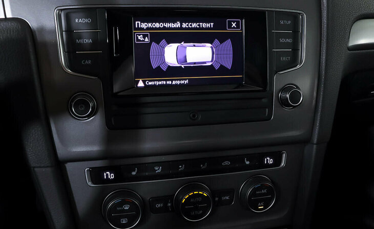 Volkswagen Golf - Фото 13