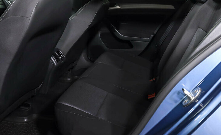 Volkswagen Golf - Фото 14