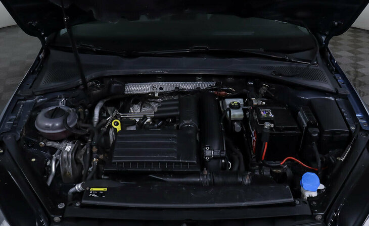 Volkswagen Golf - Фото 6