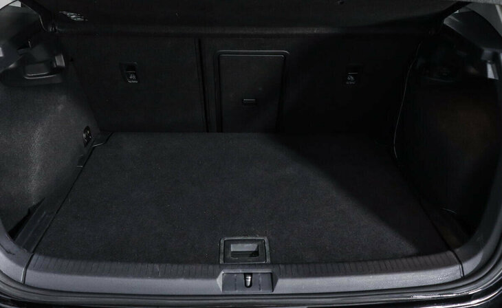 Volkswagen Golf - Фото 9