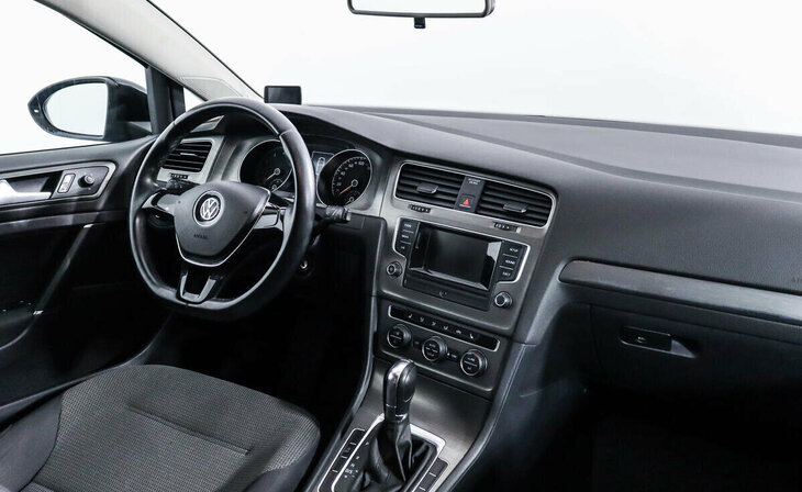 Volkswagen Golf - Фото 4