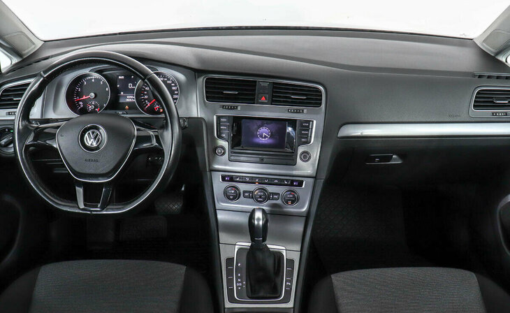 Volkswagen Golf - Фото 5