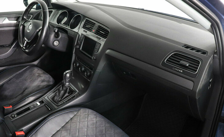 Volkswagen Golf - Фото 4