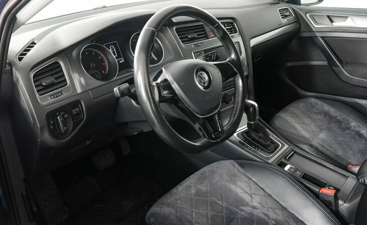 Volkswagen Golf - Фото 5