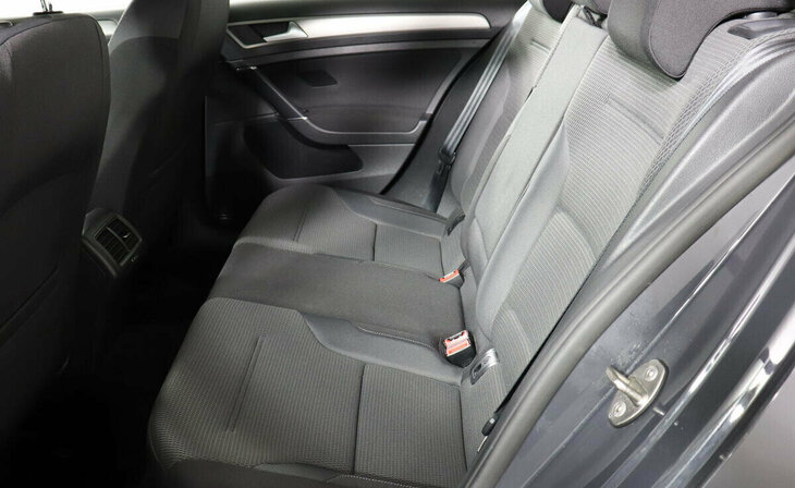 Volkswagen Golf - Фото 10