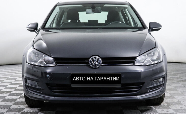 Volkswagen Golf - Фото 1