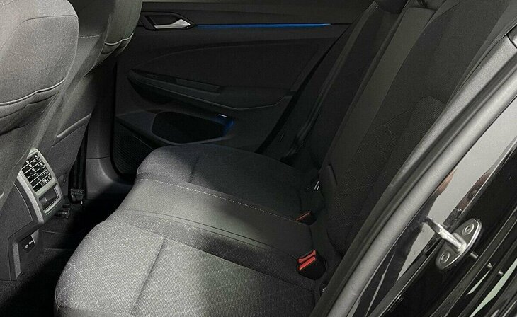 Volkswagen Golf - Фото 11