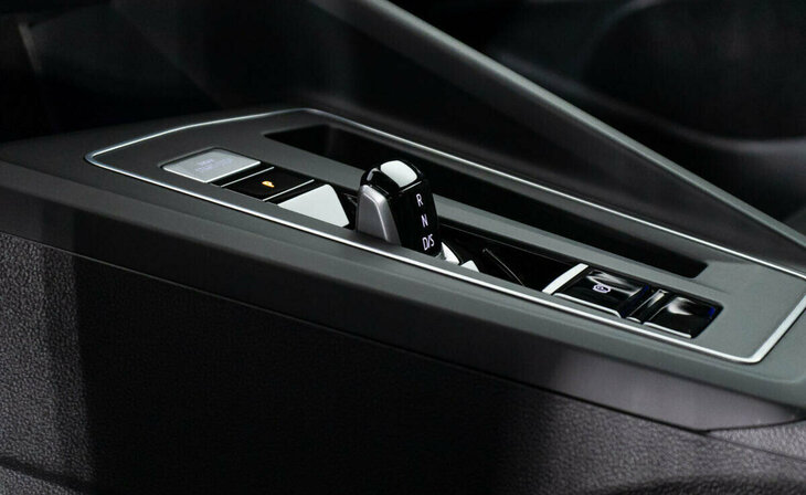 Volkswagen Golf - Фото 14