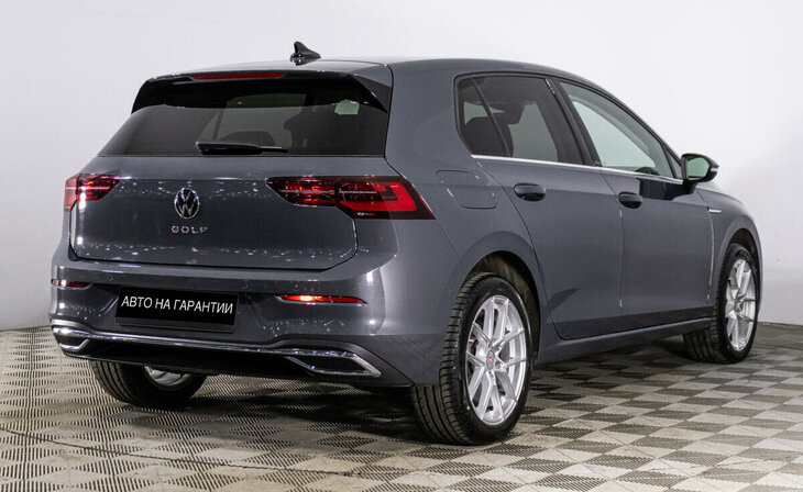 Volkswagen Golf - Фото 2