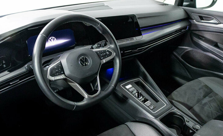 Volkswagen Golf - Фото 7