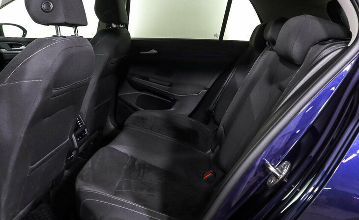 Volkswagen Golf - Фото 17