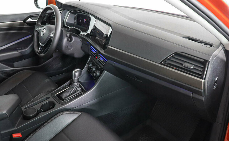 Volkswagen Jetta - Фото 4