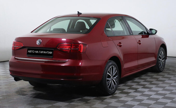 Volkswagen Jetta - Фото 2