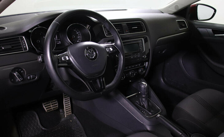 Volkswagen Jetta - Фото 7