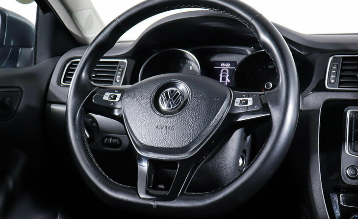 Volkswagen Jetta - Фото 12