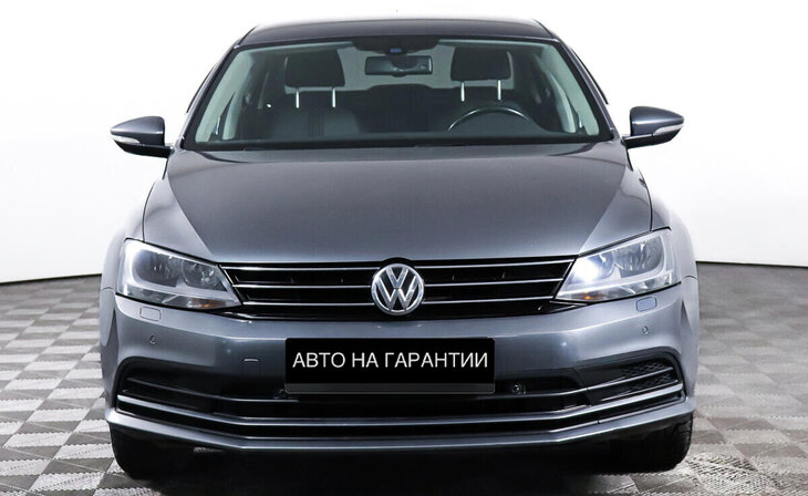 Volkswagen Jetta - Фото 1