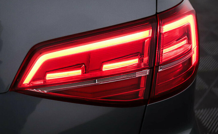 Volkswagen Jetta - Фото 7