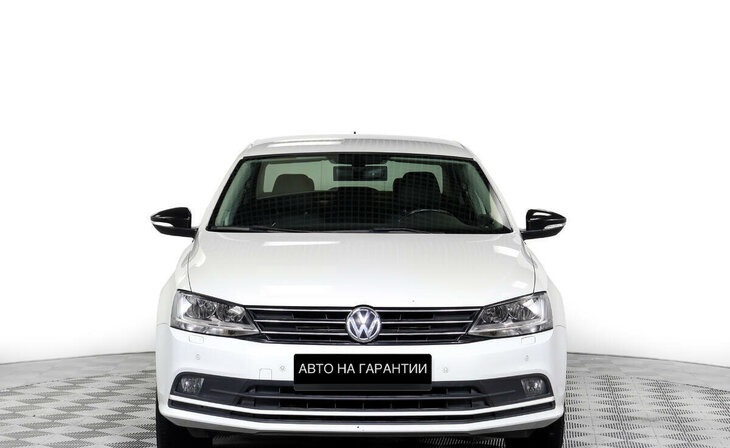 Volkswagen Jetta - Фото 1