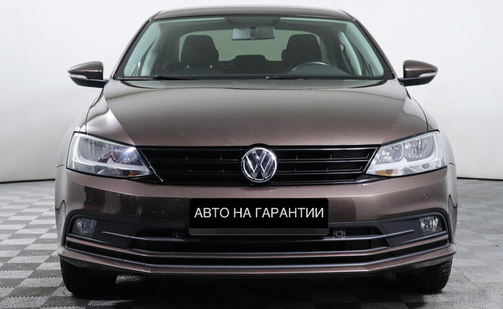 Volkswagen Jetta - Фото 1
