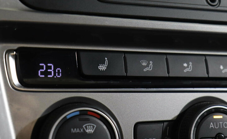 Volkswagen Jetta - Фото 8