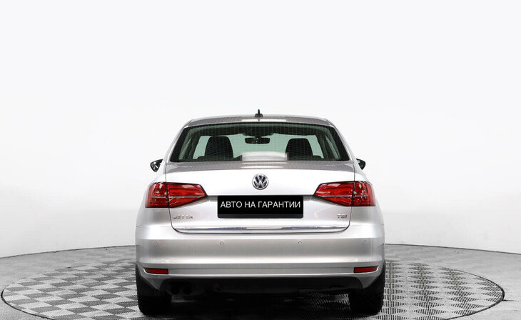 Volkswagen Jetta - Фото 5