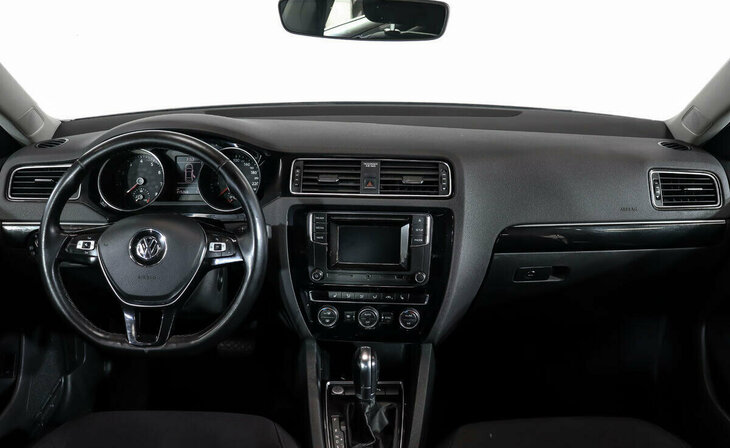 Volkswagen Jetta - Фото 7